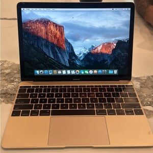Apple MacBook in Elegant Gold